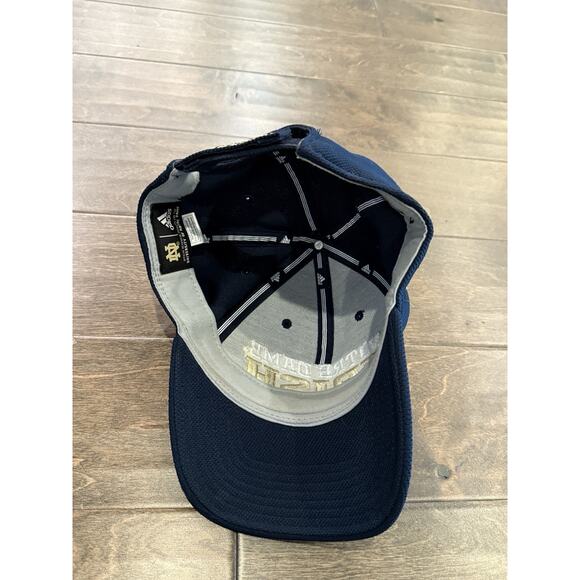 Adidas Mens Navy NCAA Notre Dame Fighting Irish Adjustable Strapback Hat Cap - Picture 6 of 9